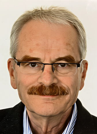 Dipl.-Ing., Bürgermeister a.D.